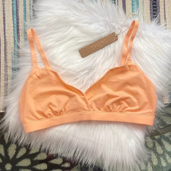 SKIMS fits everybody crossover bralette size small - Picture 1 of 5